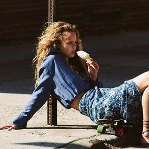 Zara S Cropped Flowy Blue Shirt